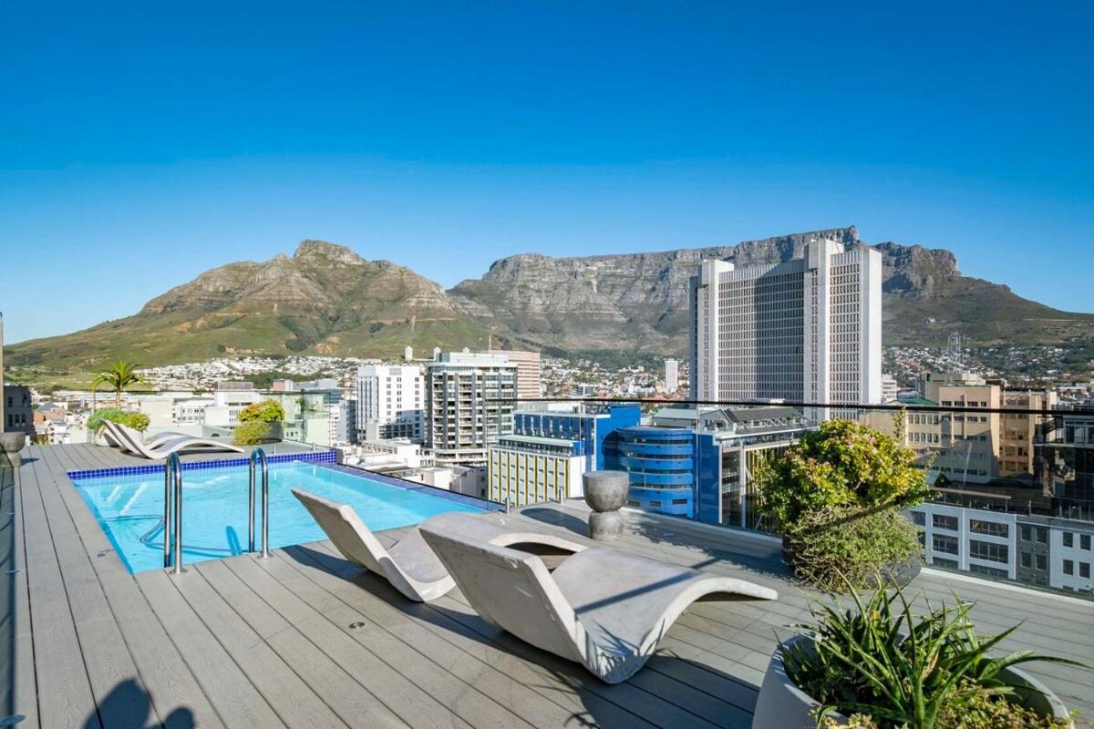 Apartment Stylish In The Tokyo Rooftop Pool & Braai