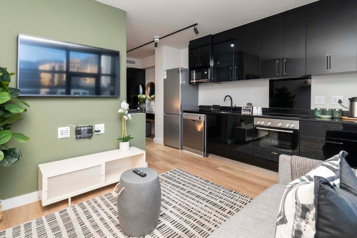 Apartment Stylish In The Tokyo Rooftop Pool & Braai Cape Town